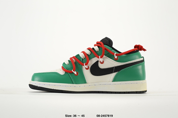 ナイキ靴側面デザイン